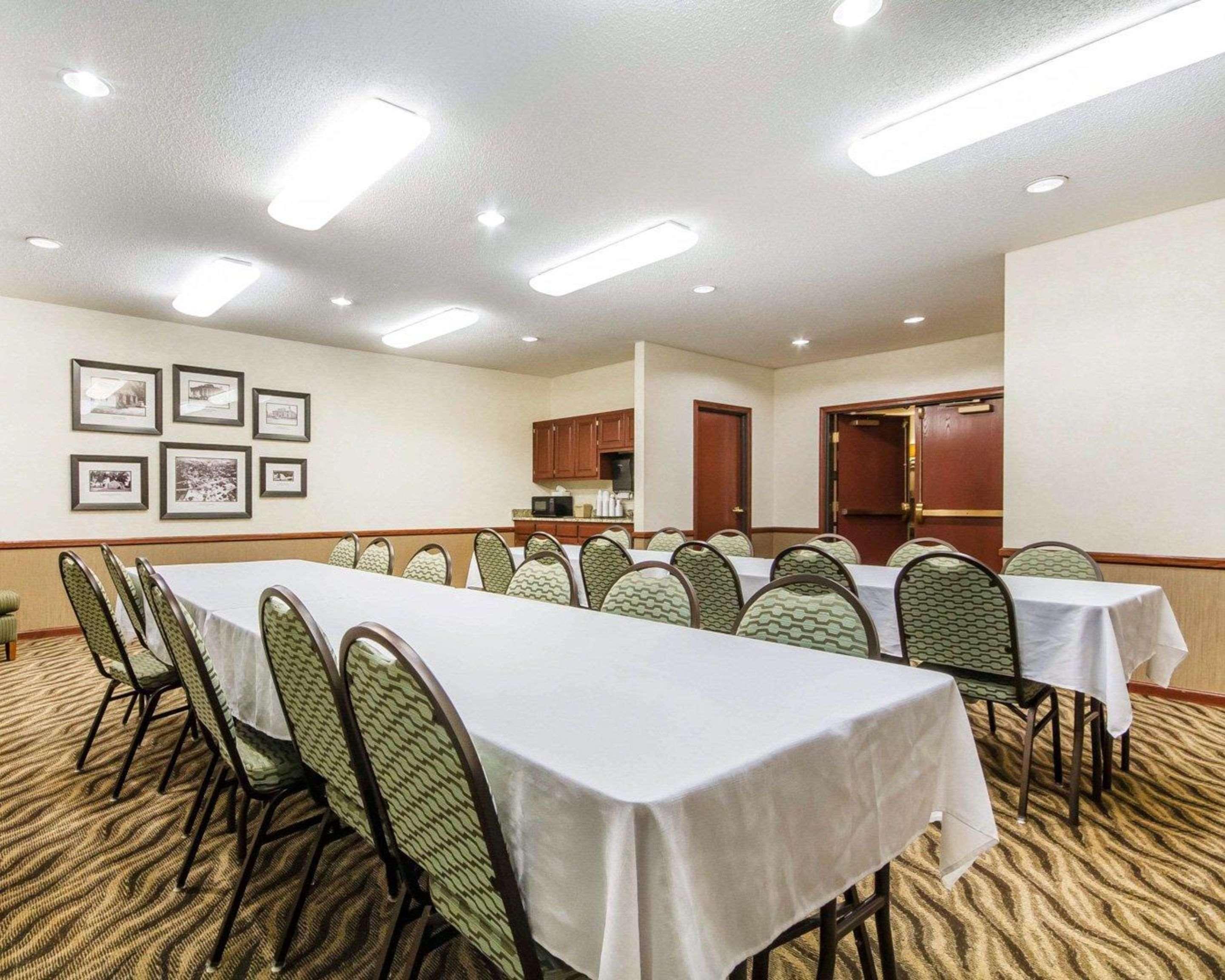 Ramsey Comfort Suites מראה חיצוני תמונה