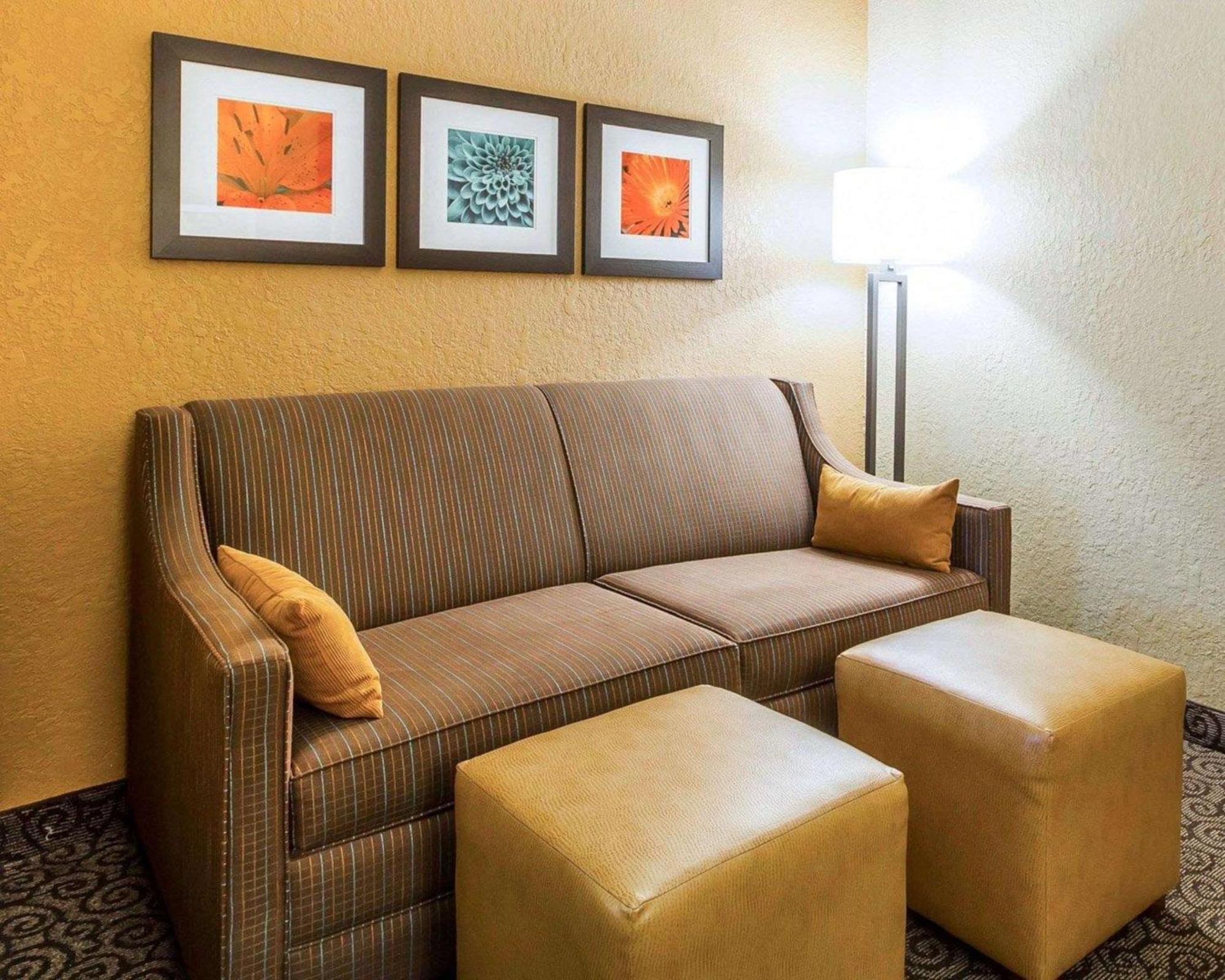 Ramsey Comfort Suites מראה חיצוני תמונה