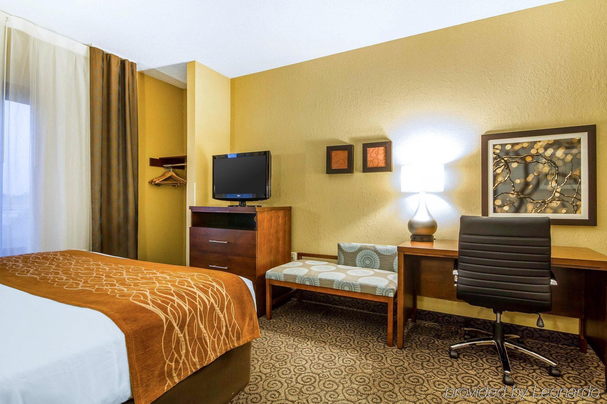 Ramsey Comfort Suites מראה חיצוני תמונה